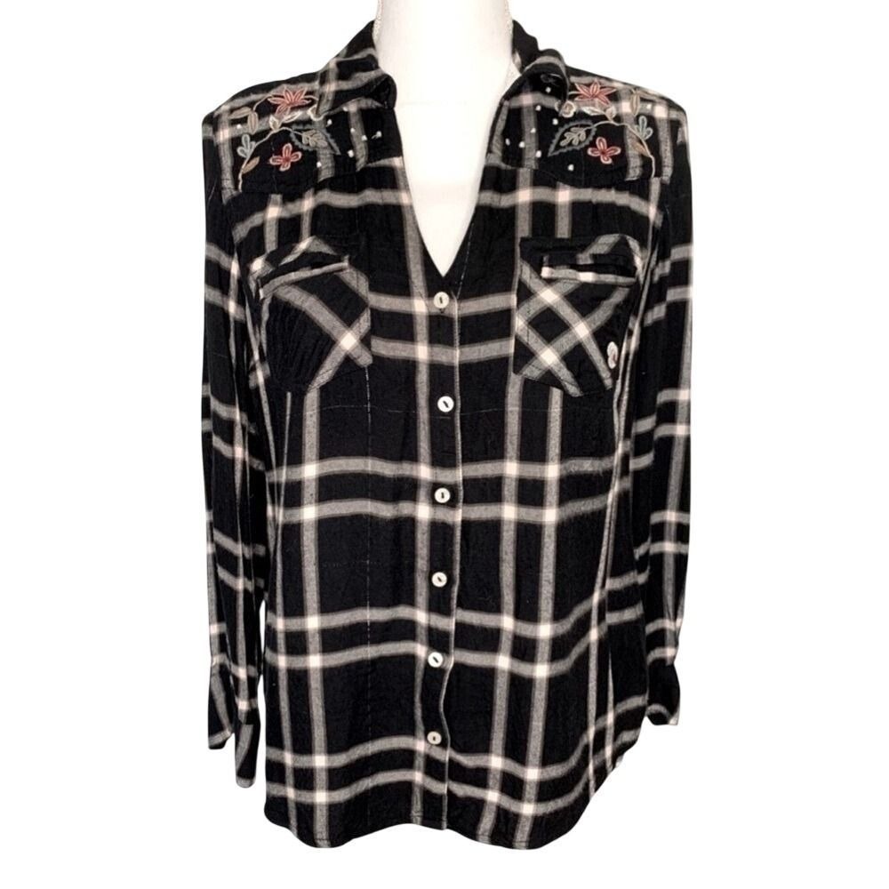Vintage America Button Down V-Neck Shirt Small Floral Embroidered Black Women